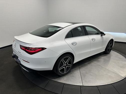 Polar White 2026 Mercedes-Benz CLA 250 4MATIC