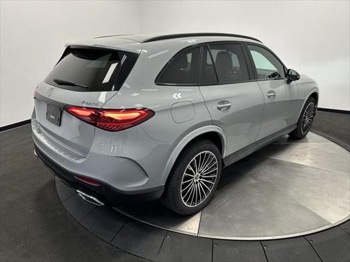 2025 Mercedes-Benz GLC 300 4MATIC