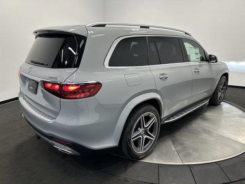 2025 Mercedes-Benz GLS 450 4MATIC