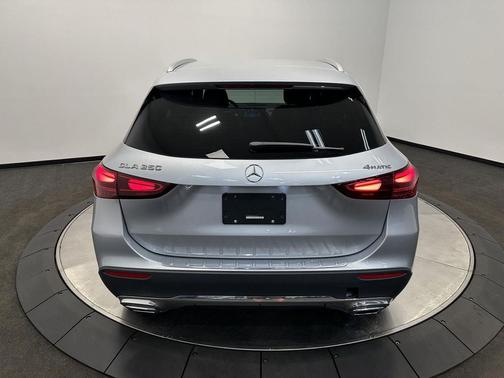 2026 Mercedes-Benz GLA 250 4MATIC