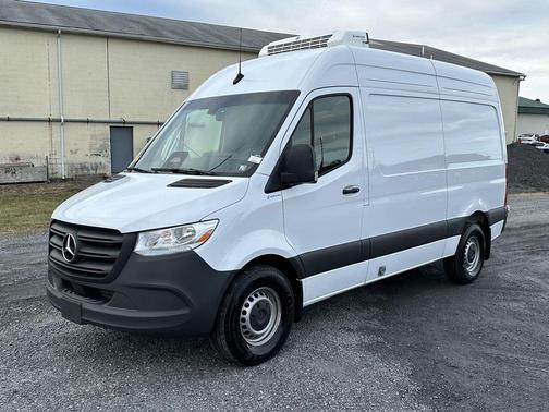 2025 Mercedes-Benz Sprinter 2500 High Roof