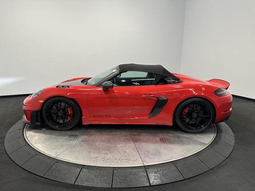 2024 Porsche 718 Spyder RS