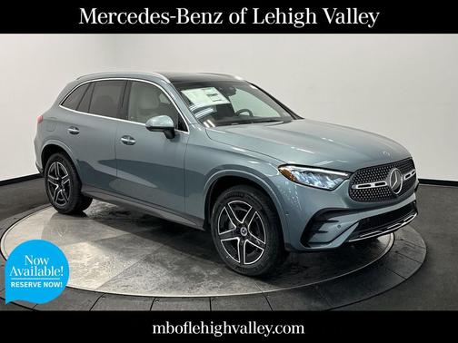 Verde Silver Metallic 2026 Mercedes-Benz GLC 300 4MATIC