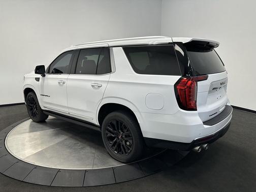 Summit White 2023 GMC Yukon Denali