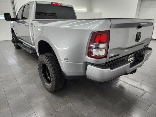 2023 RAM 3500 Big Horn Crew Cab 4x4 8' Box