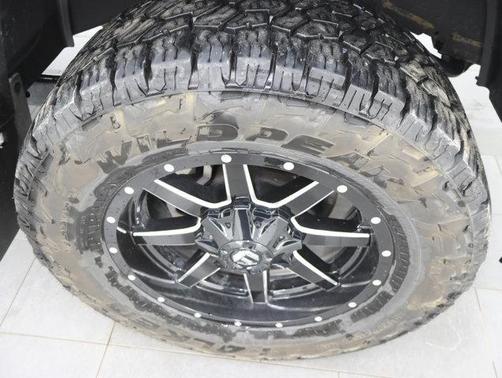 2022 RAM 2500 Big Horn Crew Cab 4x4 6'4' Box