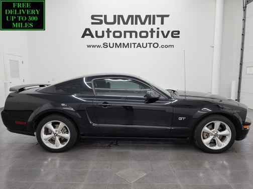2008 Ford Mustang GT Deluxe