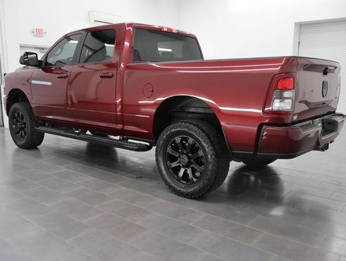 Delmonico Red Pearlcoat 2022 RAM 2500 Big Horn Crew Cab 4x4 6'4' Box