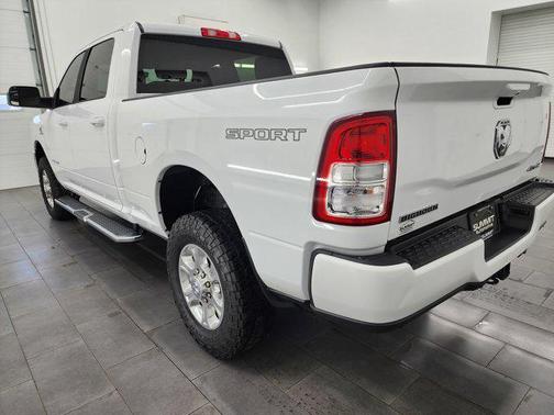 2021 RAM 2500 Big Horn Crew Cab 4x4 6'4' Box