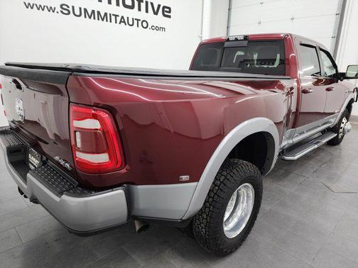 2020 RAM 3500 Laramie Crew Cab 4x4 8' Box