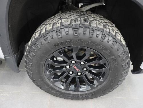 2022 GMC Sierra 1500 AT4X
