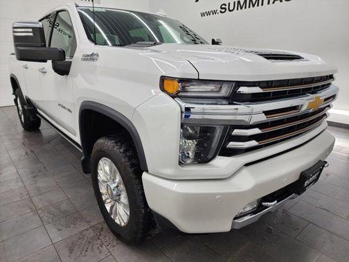 2022 Chevrolet Silverado 2500 High Country