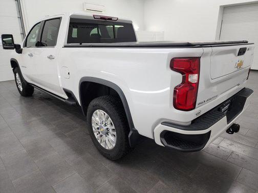 2022 Chevrolet Silverado 2500 High Country