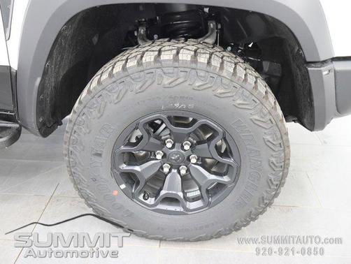 2026 RAM 1500 RHO Crew Cab 4x4 5'7' Box