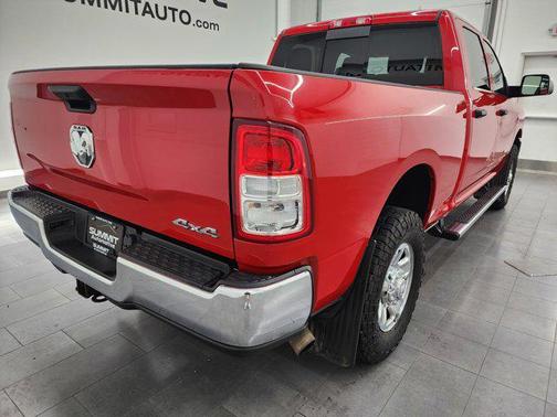 2021 RAM 2500 Tradesman Crew Cab 4x4 6'4' Box