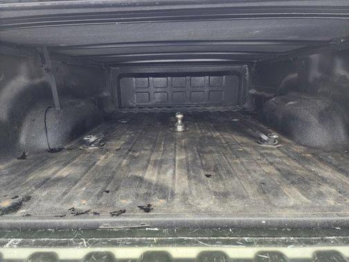 2022 RAM 3500 Big Horn Crew Cab 4x4 8' Box