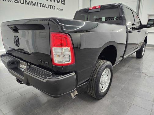 2023 RAM 2500 Tradesman Crew Cab 4x4 6'4' Box