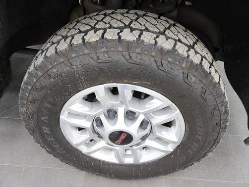 2023 GMC Sierra 2500 SLE