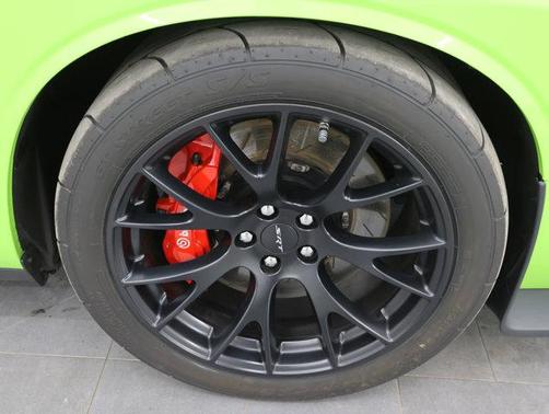 2015 Dodge Challenger SRT Hellcat