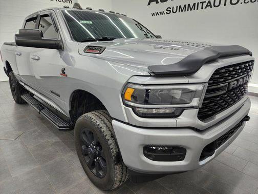 2022 RAM 2500 Big Horn Crew Cab 4x4 6'4' Box