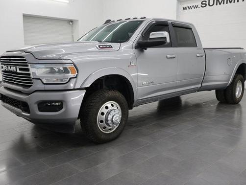 Billet Silver Metallic Clearcoat 2020 RAM 3500 Laramie Crew Cab 4x4 8' Box