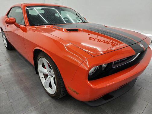 2008 Dodge Challenger SRT8