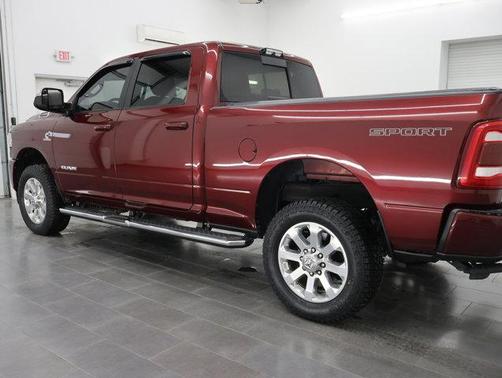 2020 RAM 2500 Big Horn Crew Cab 4x4 6'4' Box