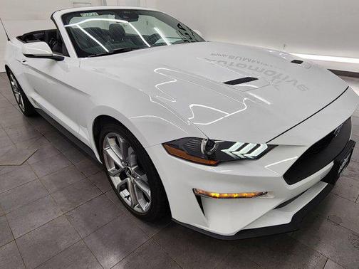 2022 Ford Mustang EcoBoost Premium