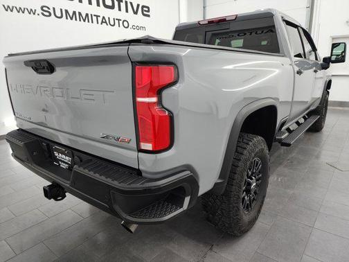 2025 Chevrolet Silverado 2500 4WD Crew Cab Standard Bed ZR2