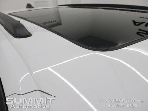 Bright White Clearcoat 2026 Jeep Grand Cherokee Limited