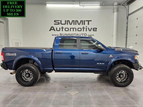 2022 RAM 2500 Big Horn Crew Cab 4x4 6'4' Box