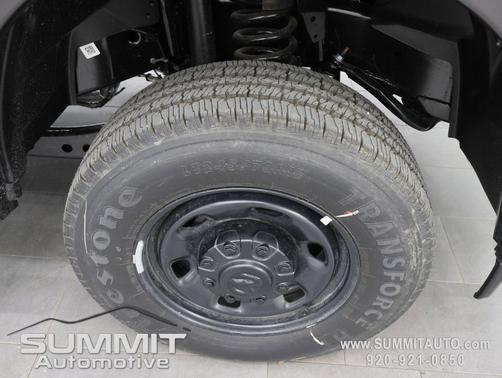 Granite Crystal Metallic Clearcoat 2026 RAM 2500 Tradesman Crew Cab 4x4 8' Box