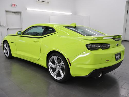 Shock 2020 Chevrolet Camaro 2SS