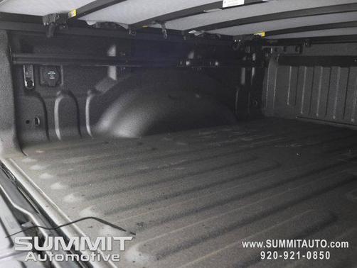 Serrano Green Metallic 2026 RAM 1500 Limited