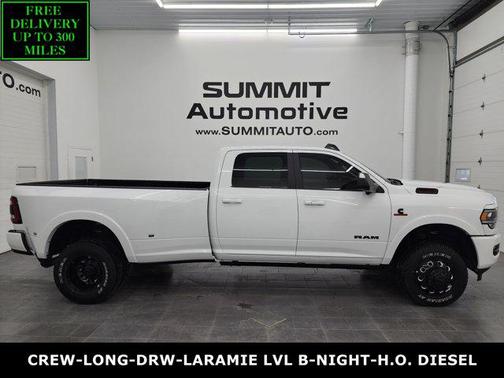 2021 RAM 3500 Laramie Crew Cab 4x4 8' Box