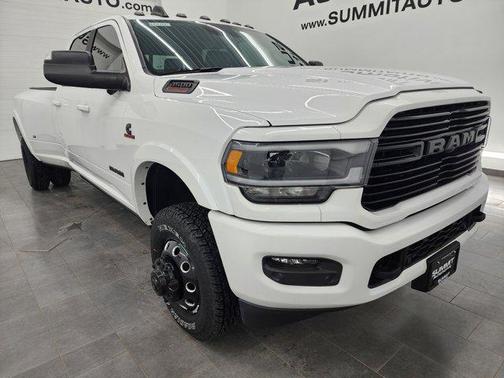 2021 RAM 3500 Laramie Crew Cab 4x4 8' Box