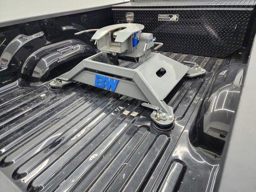 2024 RAM 3500 Laramie Crew Cab 4x4 8' Box