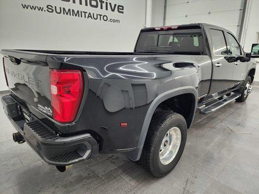 2022 Chevrolet Silverado 3500 High Country