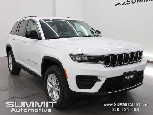 Bright White Clearcoat 2026 Jeep Grand Cherokee Altitude