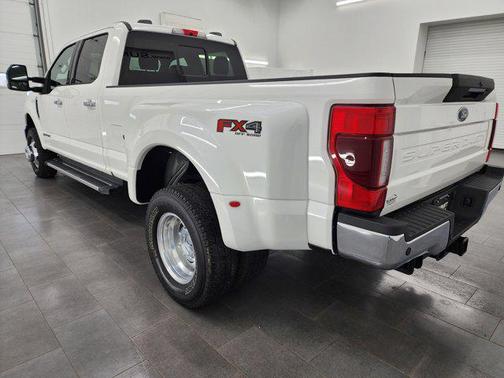 2022 Ford F-350 Lariat