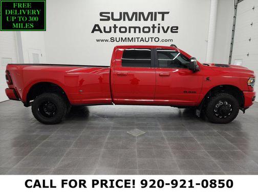 2023 RAM 3500 Laramie Crew Cab 4x4 8' Box