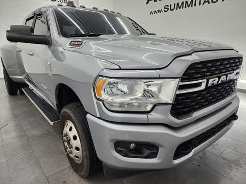 2022 RAM 3500 Big Horn Mega Cab 4x4 6'4' Box