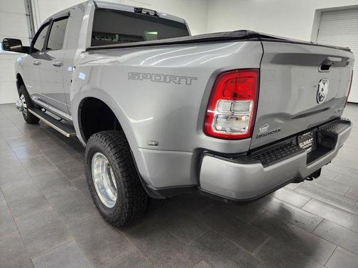 2022 RAM 3500 Big Horn Mega Cab 4x4 6'4' Box