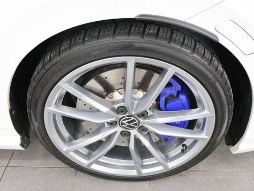 2024 Volkswagen Golf R 2.0T DSG