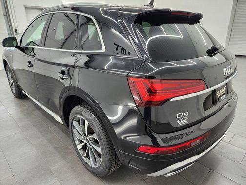 2024 Audi Q5 45 S line Premium Plus