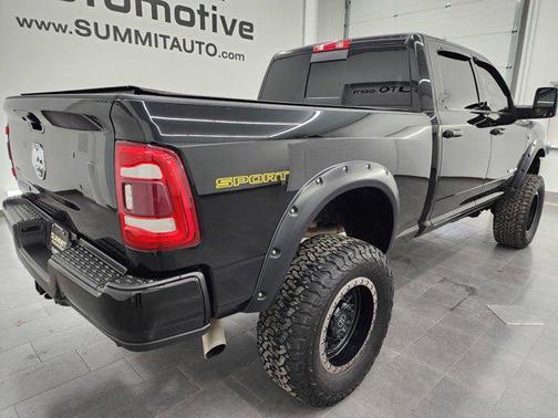 2023 RAM 3500 Laramie Crew Cab 4x4 6'4' Box