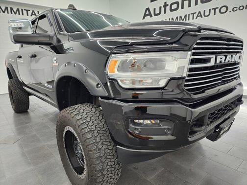 2023 RAM 3500 Laramie Crew Cab 4x4 6'4' Box