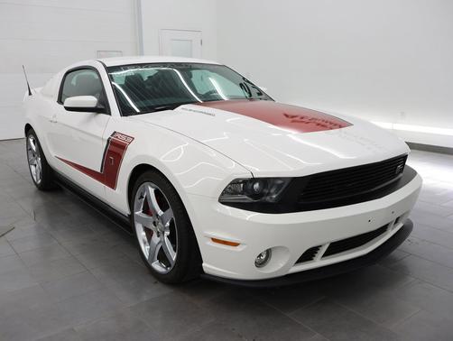 Performance White 2012 Ford Mustang GT Premium
