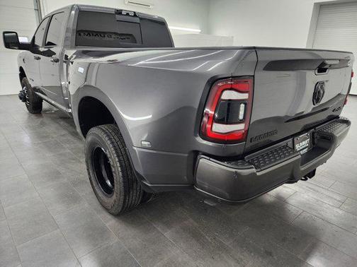 2023 RAM 3500 Laramie Crew Cab 4x4 8' Box