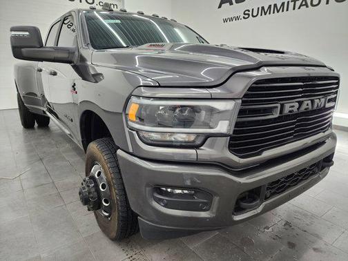 2023 RAM 3500 Laramie Crew Cab 4x4 8' Box